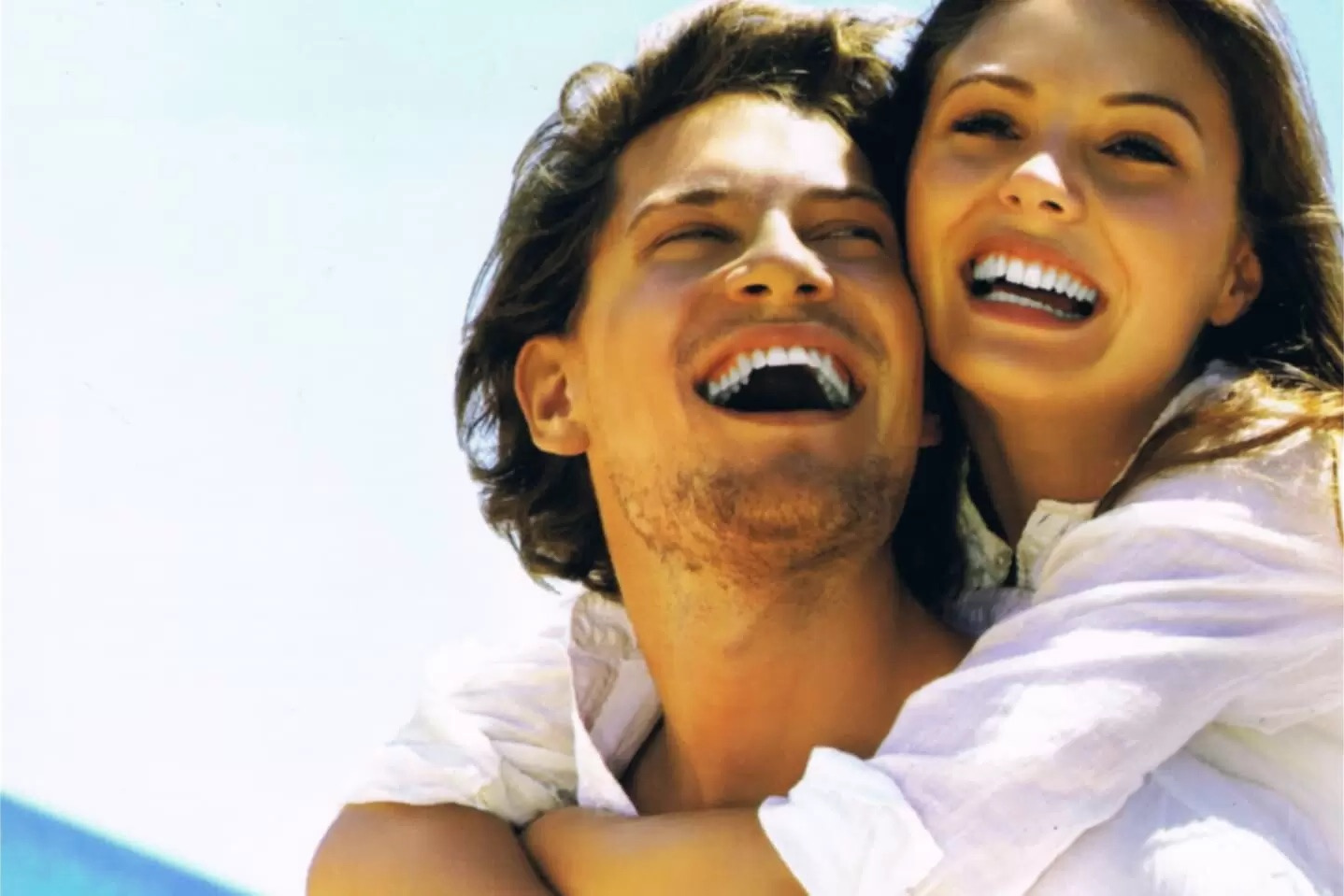 ホワイトニングサブスク登場！安く確実に白い歯